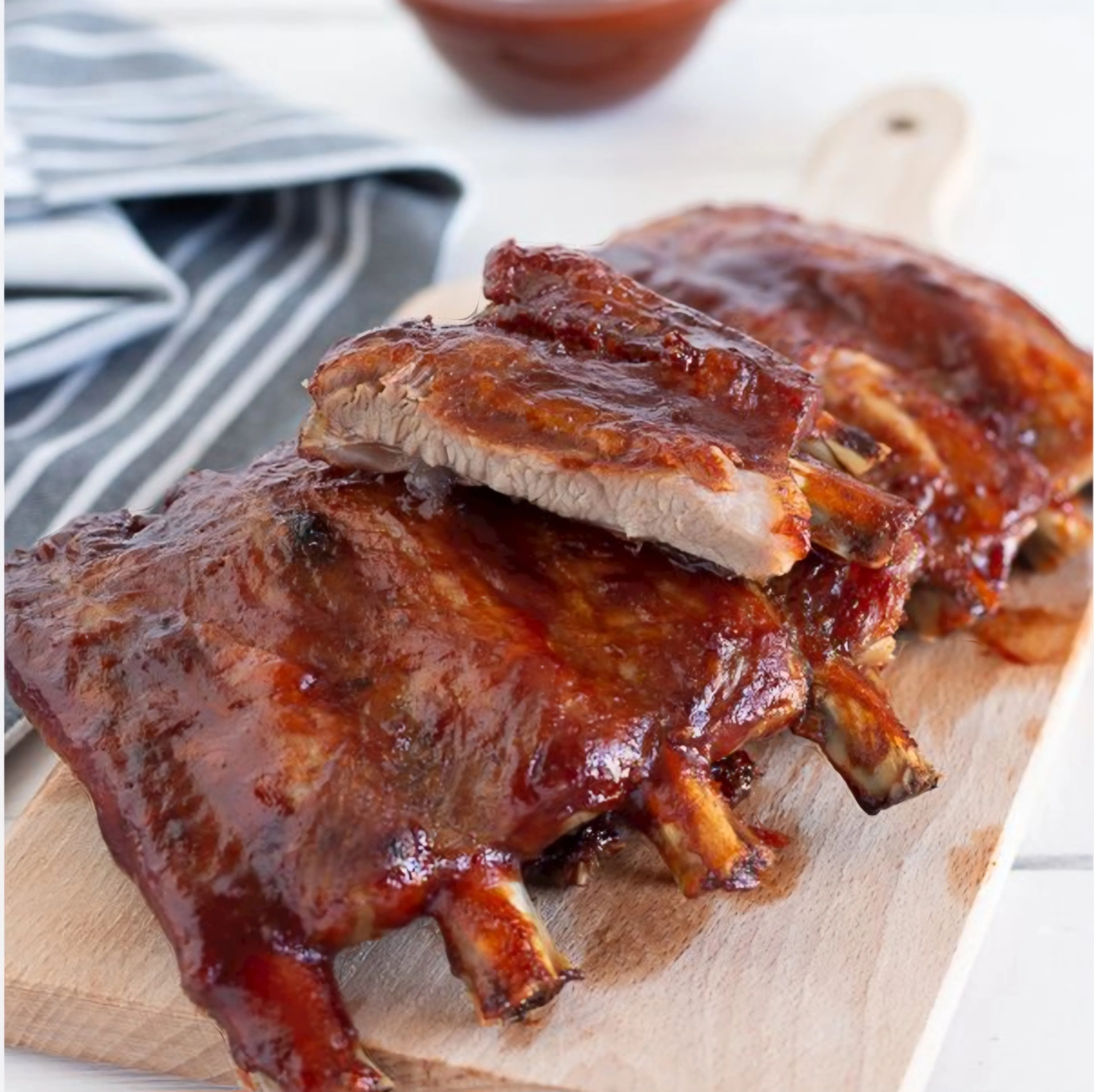 Ribs di maiale con salsa BBQ